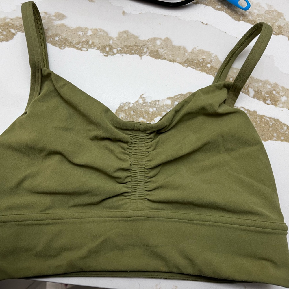 Lululemon bra